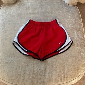 Nike Dri Fit 4” lined shorts